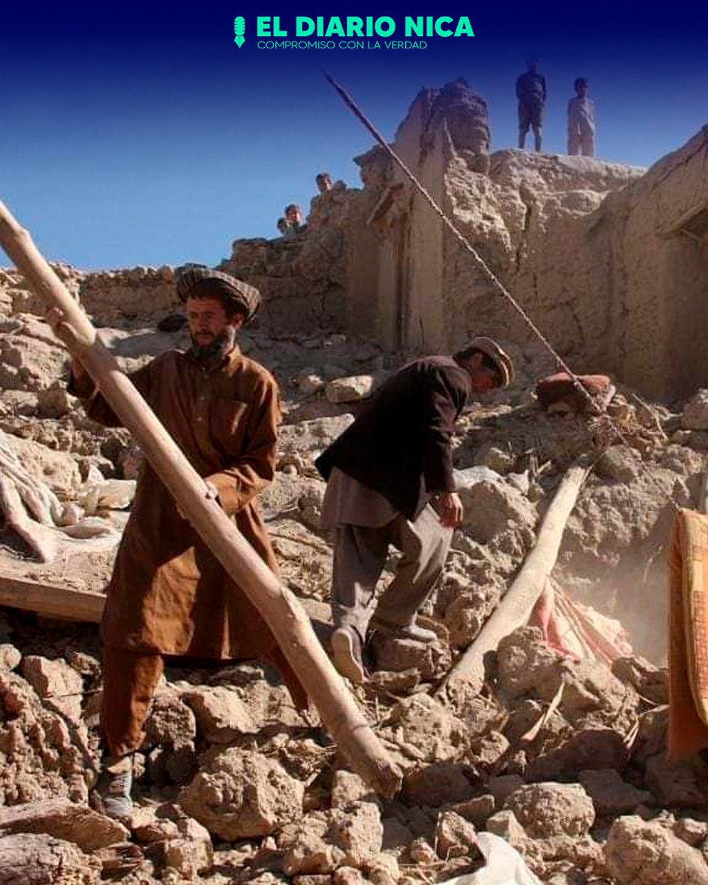 Terremoto en Afganistán deja decenas de muertos