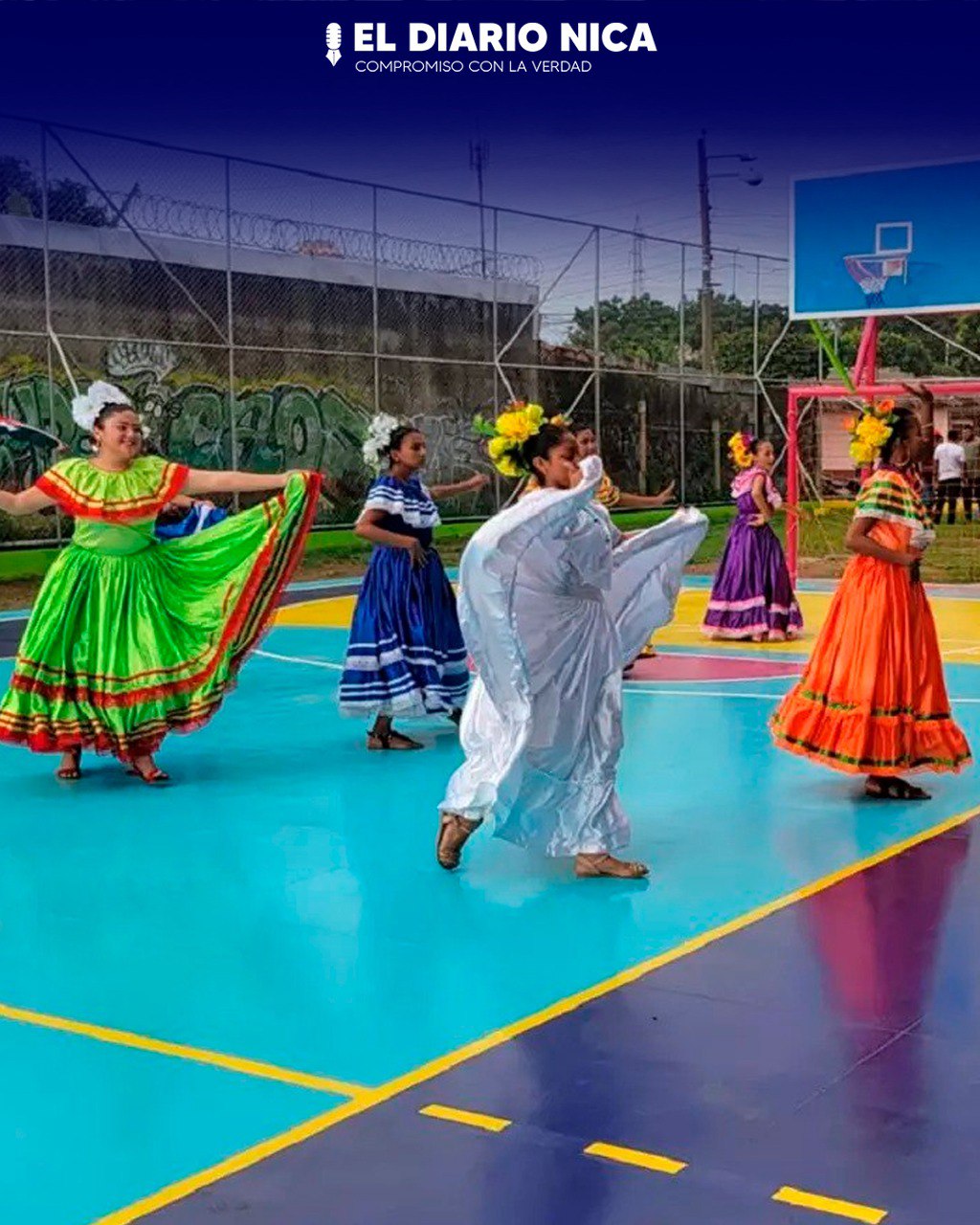 Rehabilitan cancha deportiva en León