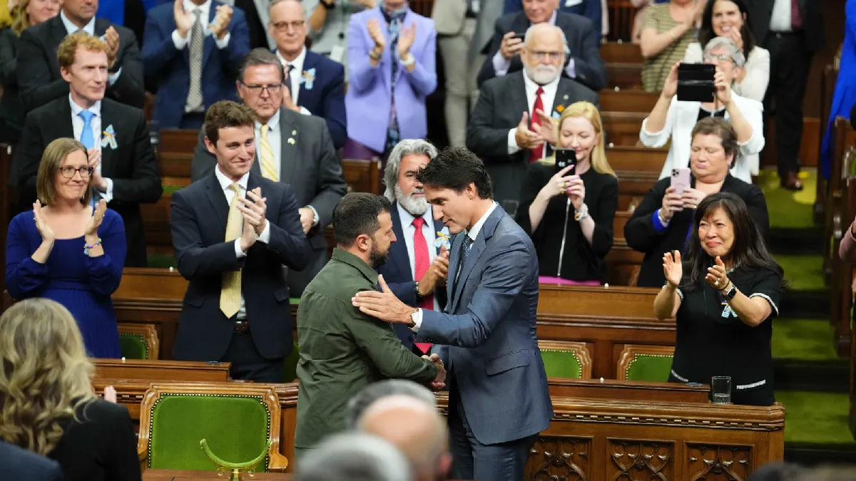 La gran vergüenza de Trudeau: ovaciona a un criminal nazi en el parlamento