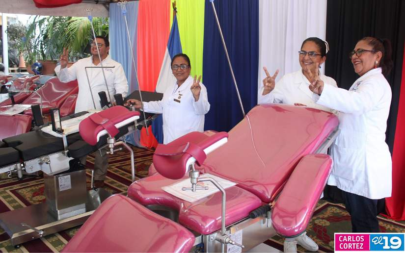 MINSA entrega camillas ginecológicas y mesas quirúrgicas a hospitales de Nicaragua