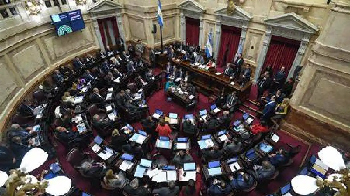 Escándalo en Argentina por los aumentos de sueldo en el Senado