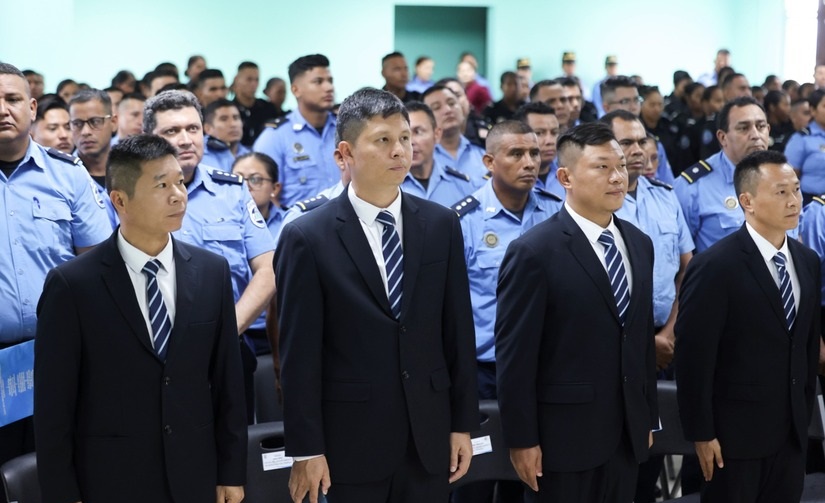 Policías nicaragüenses clausuran cursos impartidos por el Ministerio de Seguridad China