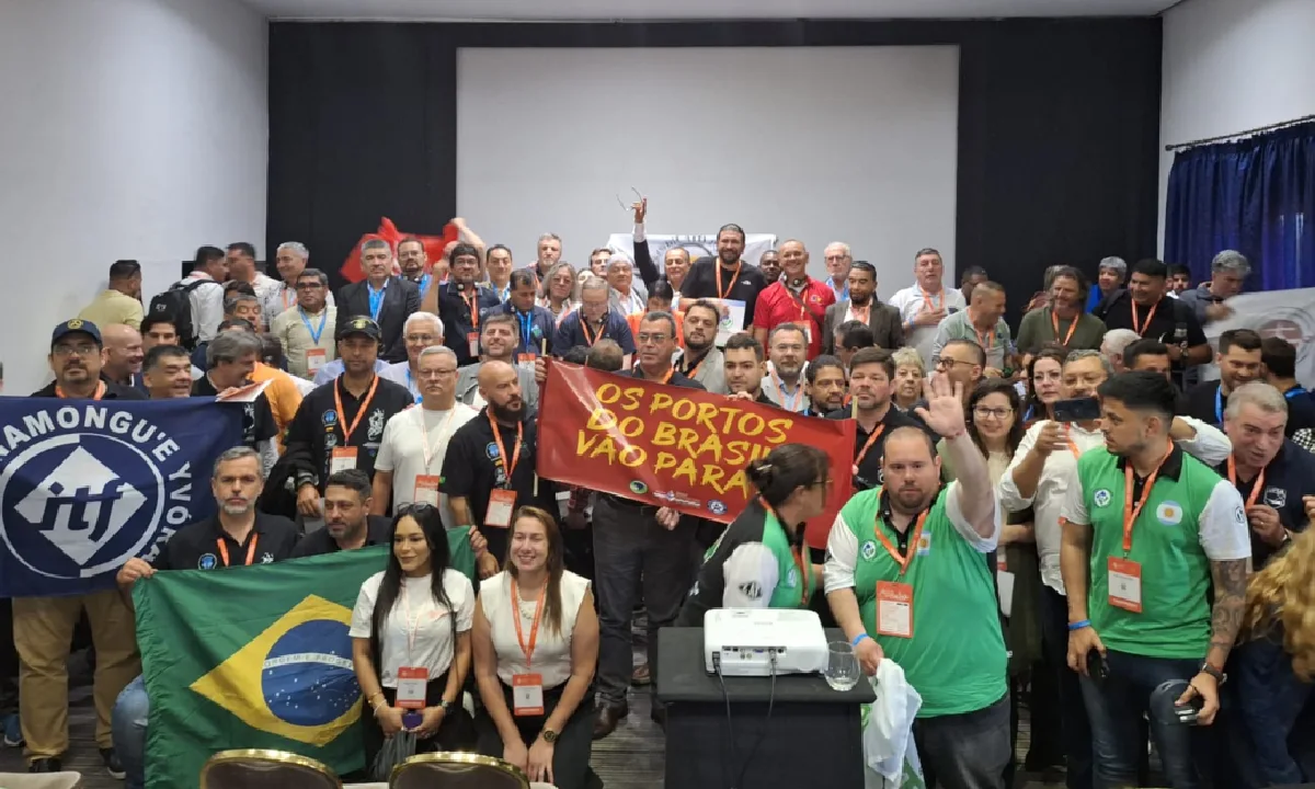 Puertos de Brasil en huelga por defender derechos laborales