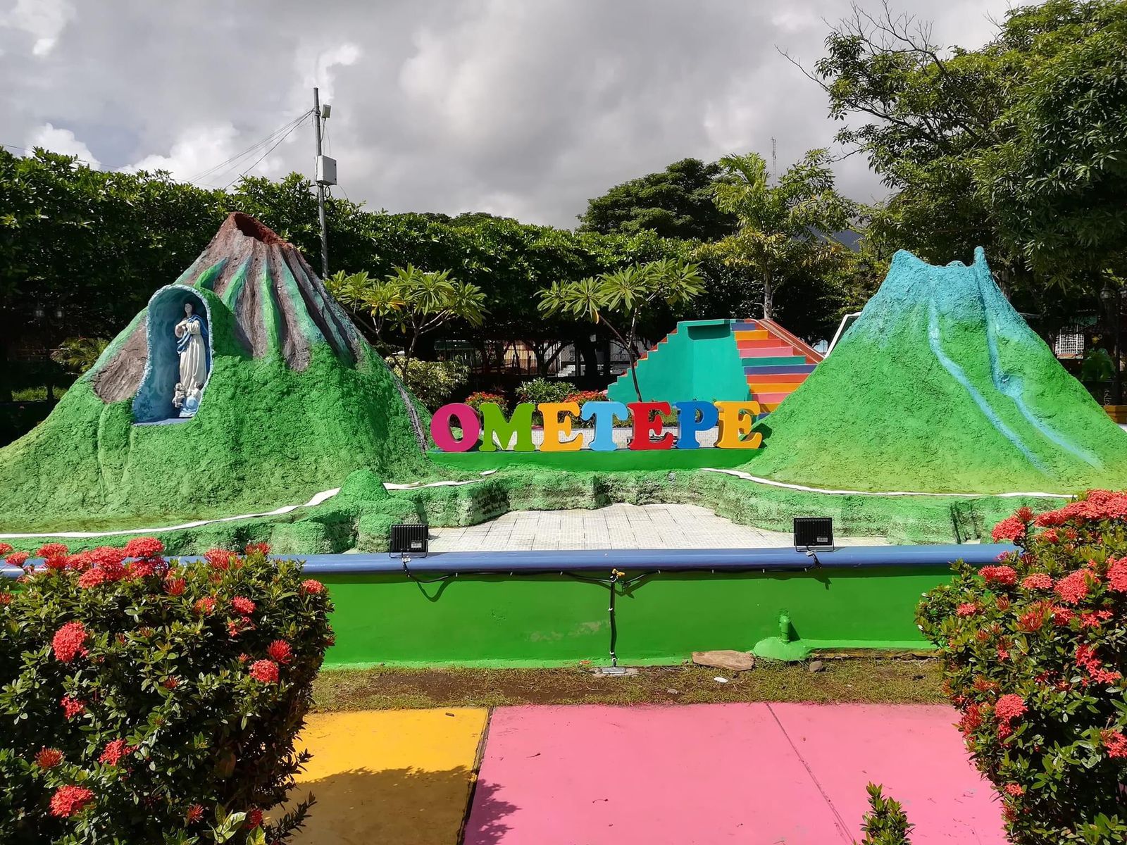 Altagracia celebra las mejoras en el parque Gaspar García Laviana