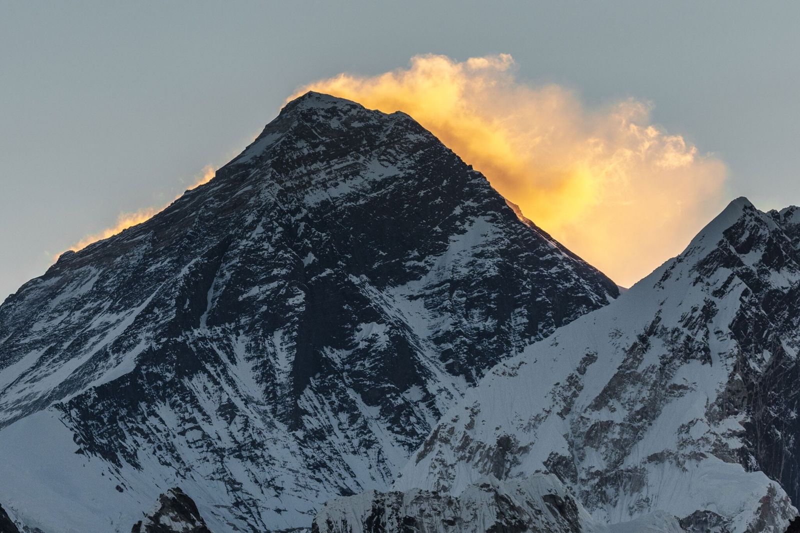 El Everest ha crecido hasta 50 metros en los últimos siglos, según científicos