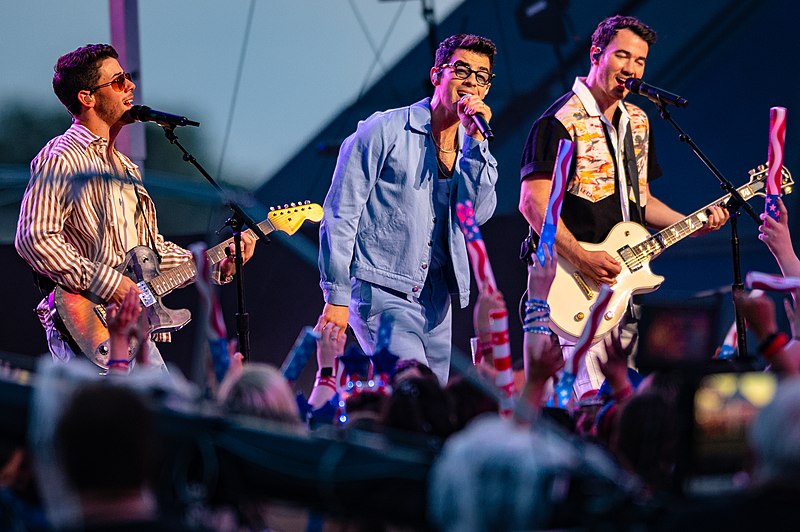 The Jonas Brothers se preparan para su 20 aniversario en 2025
