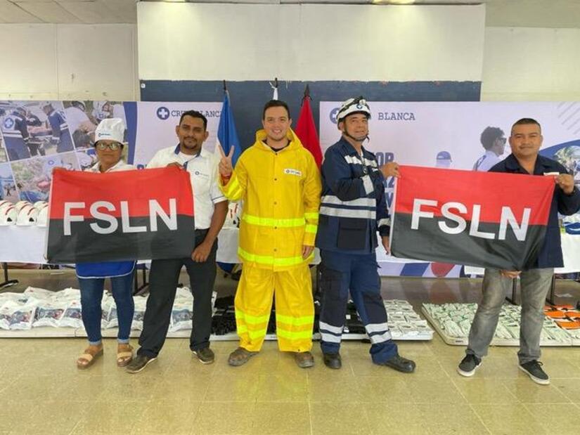 Entregan Equipos de Protección al Personal de la Cruz Blanca