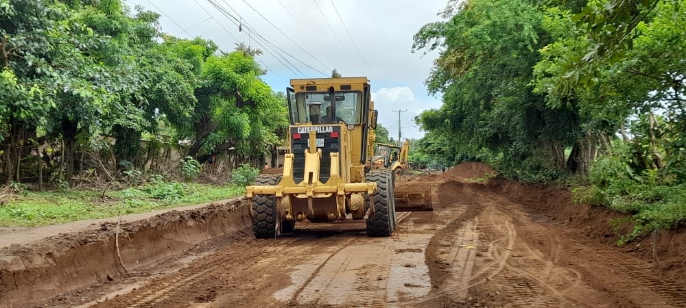 Mejoran acceso vial en el barrio Patria Libre