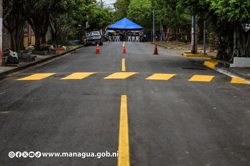 Inauguran nuevas calles recarpeteadas en Villa Miguel Gutiérrez