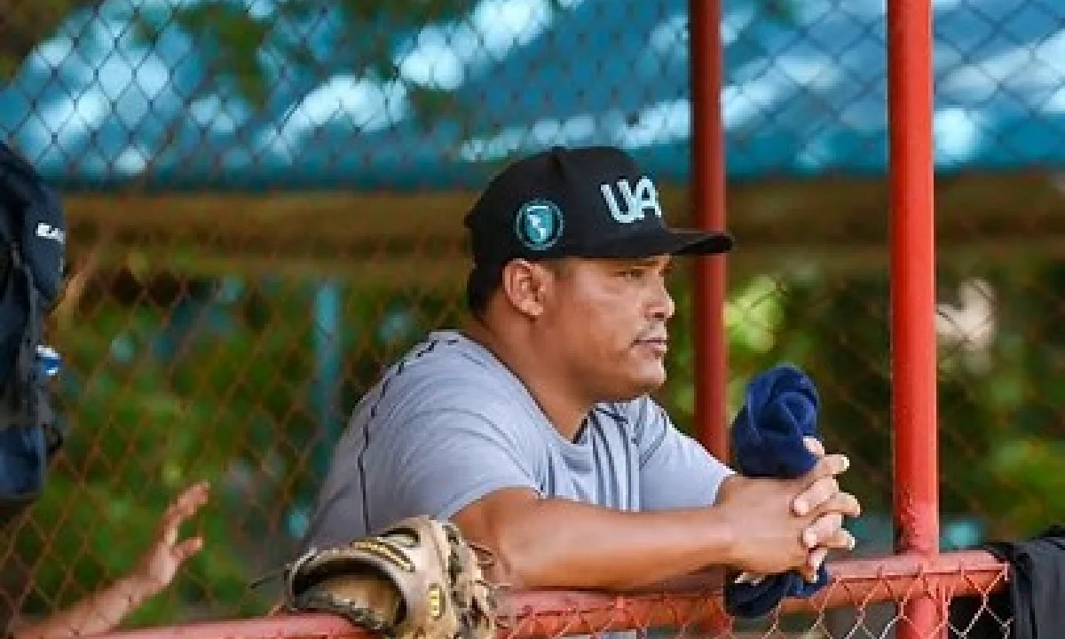 Everth Cabrera nuevo entrenador de bateo de UAM
