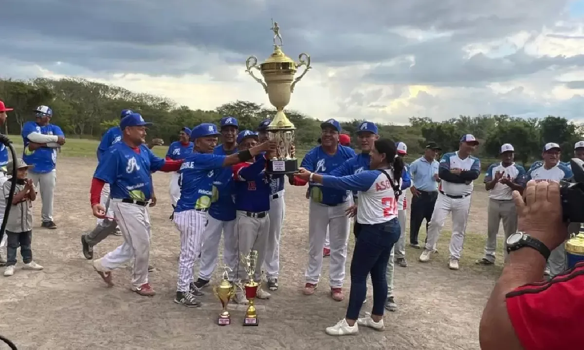 Torneo de softbol internacional en Estelí