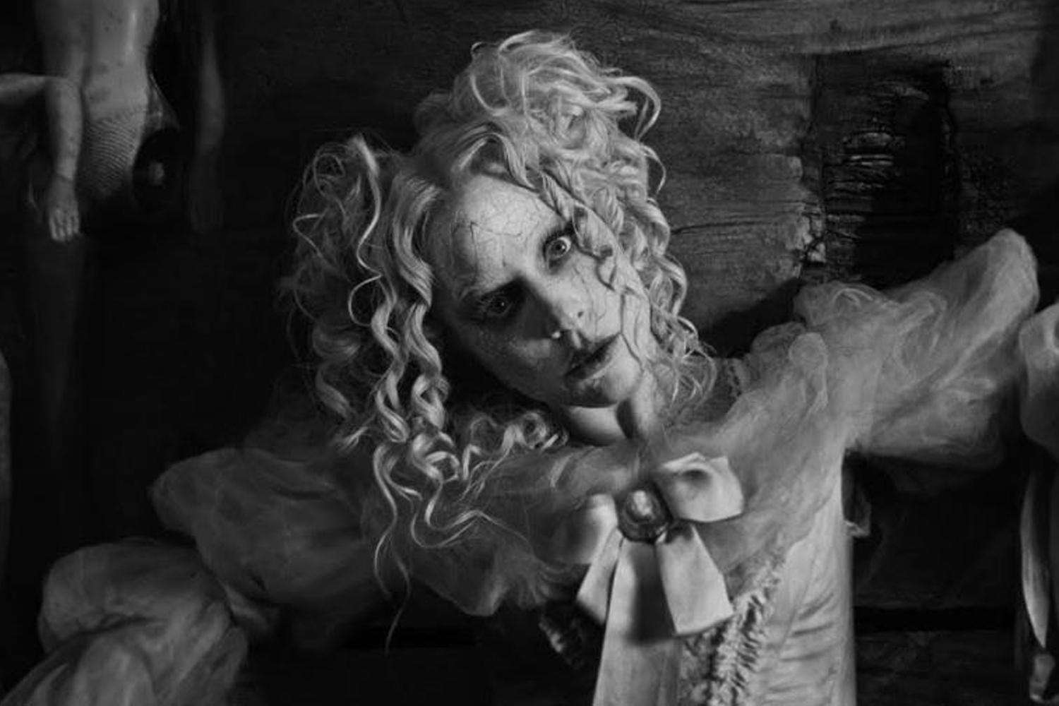 Lady Gaga convierte la Isla de las Muñecas de Xochimilco en su escenario