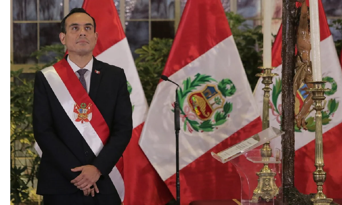 Perú inicia el camino para destituir al nuevo presidente