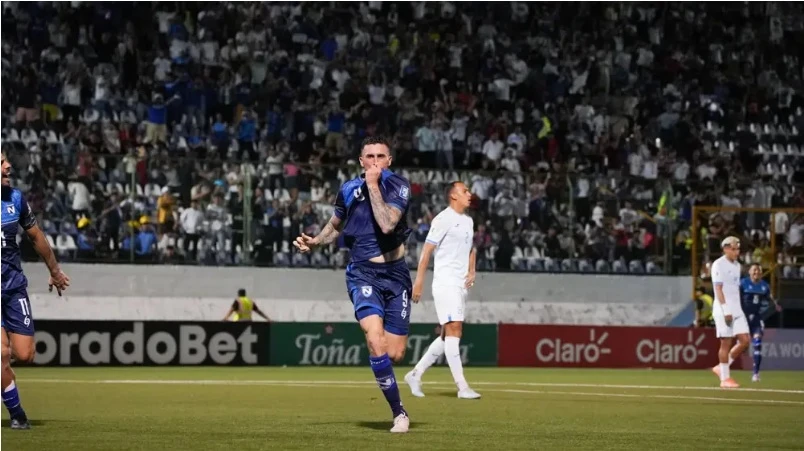 Nicaragua vence a Honduras