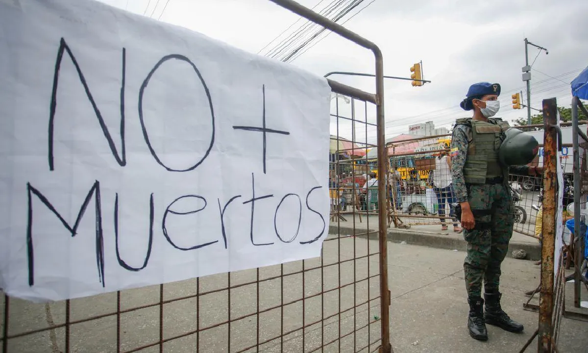 18 Reos murieron en una cárcel de Ecuador